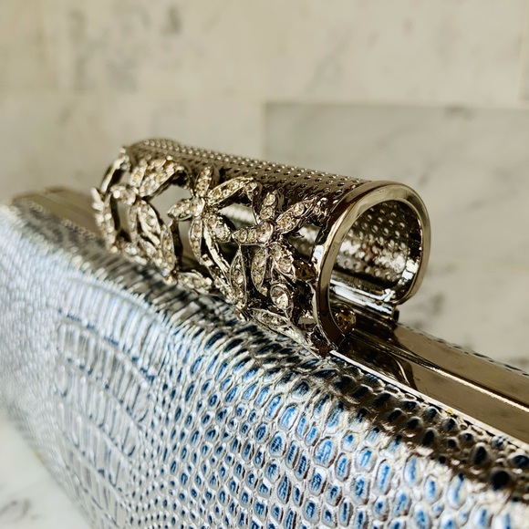 Silver Crocodile Diamond Clutch - Picture 2 of 12